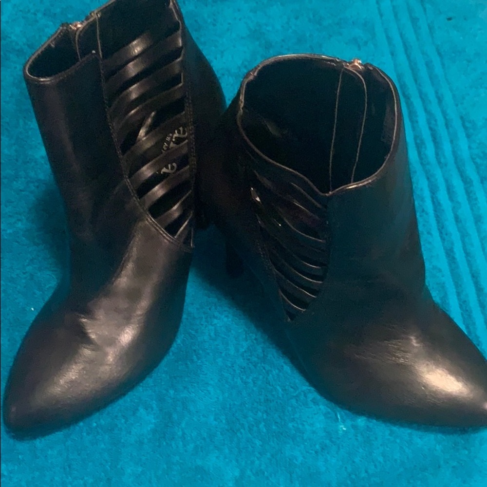 High boots - Picture 3 of 5